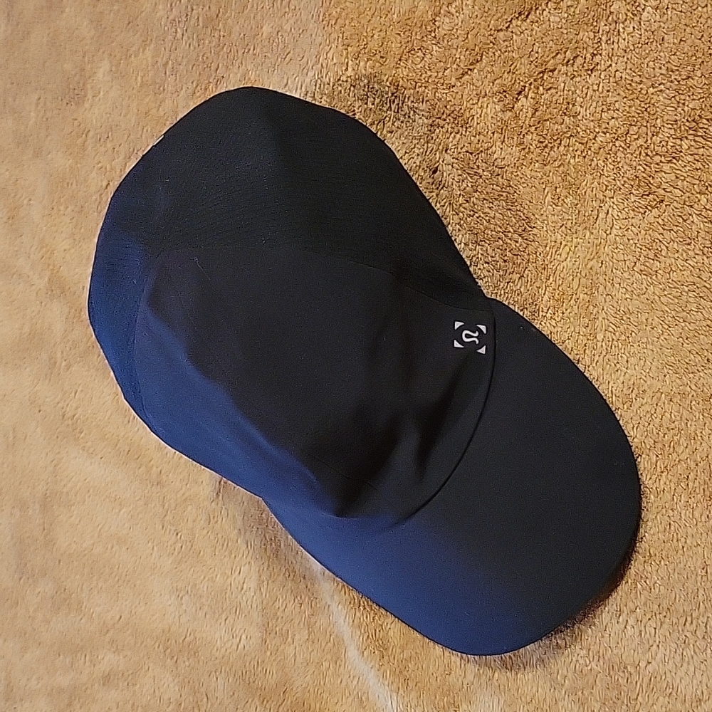 Lululemon hat